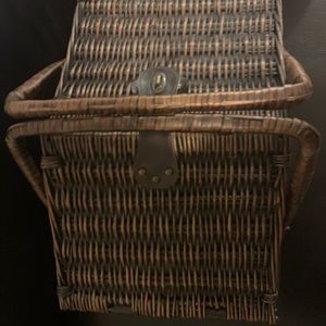 Wicker picnic basket